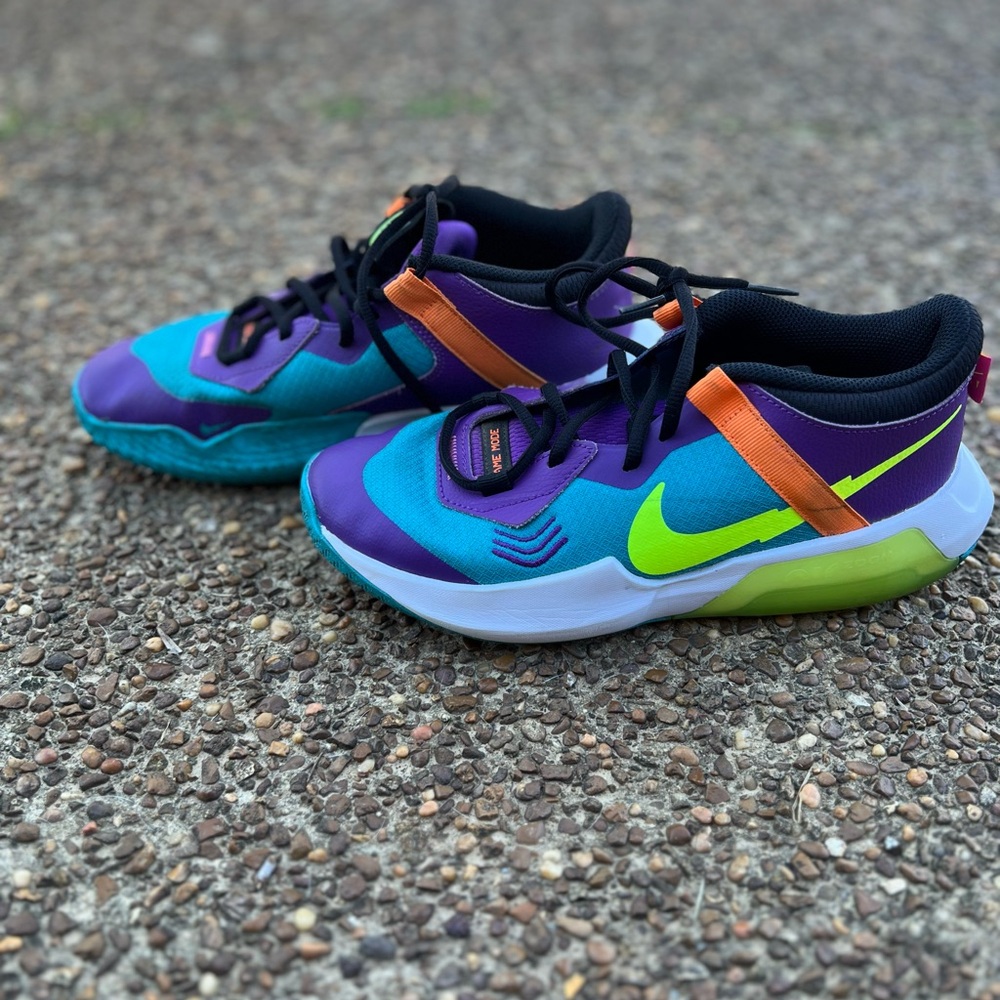 Nike  Multicolor Athletic Shoes